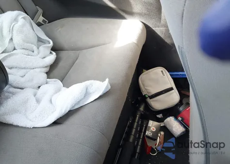 2012 Honda Civic Lx z USA, uszkodzony, nr VIN 2HGFG3B55CH557892